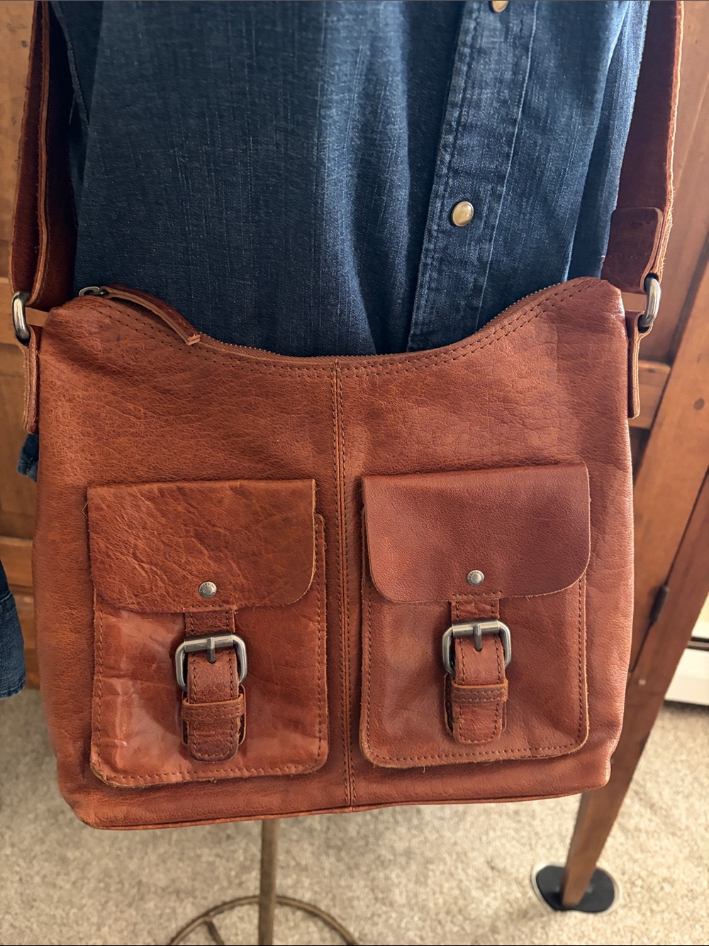 Spikes and Sparrow Arizona Leather Crossbody Messenger Bag in Cognac Brown